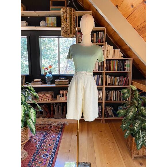 Irish Linen Shorts Green - Picture 2 of 5